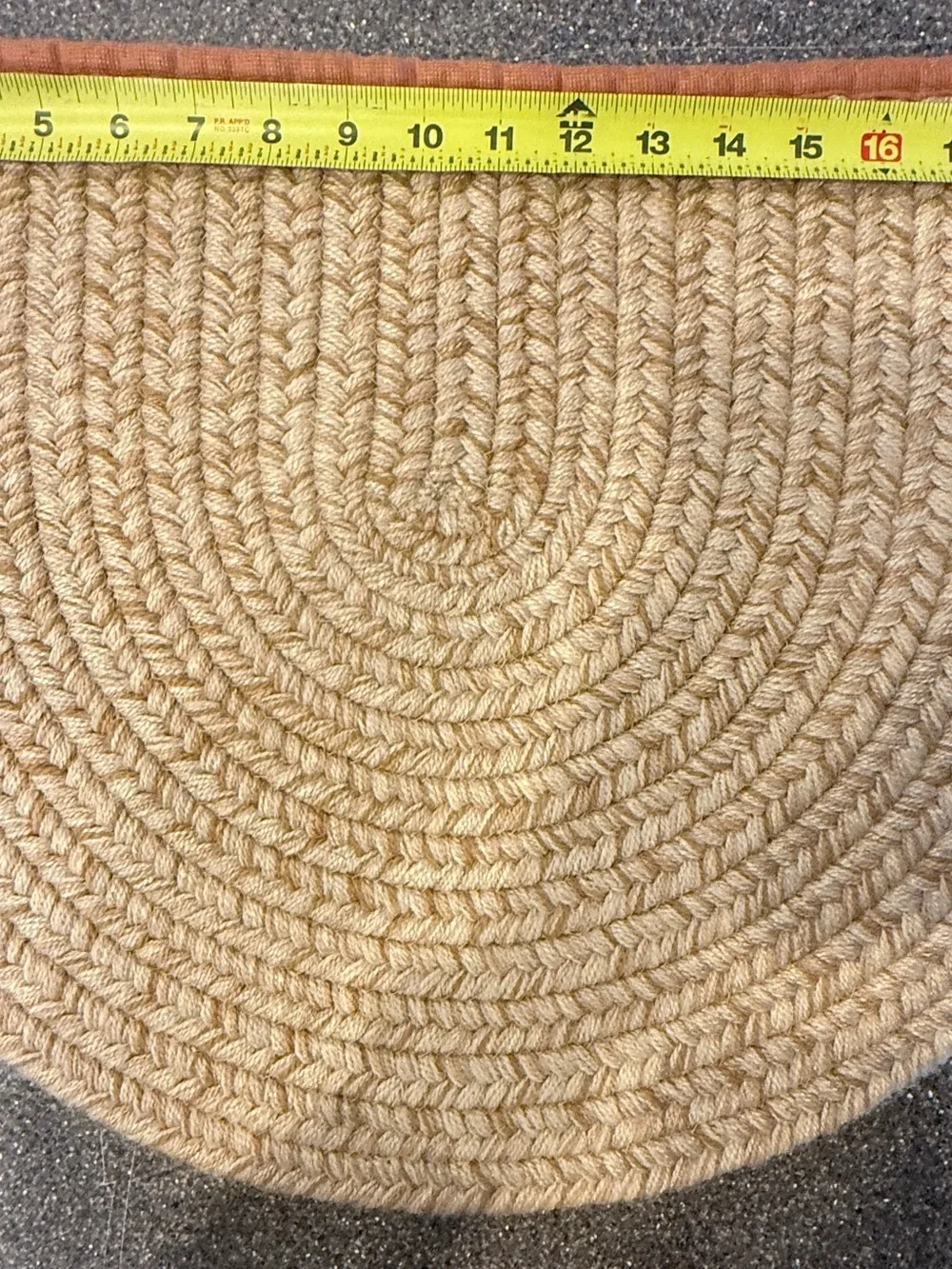 Unmarked soft braided